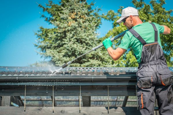 Oakland Roof Cleaning