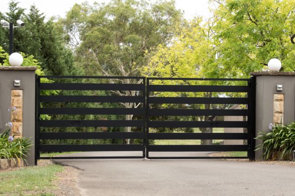 Oakland Driveway Gate Service